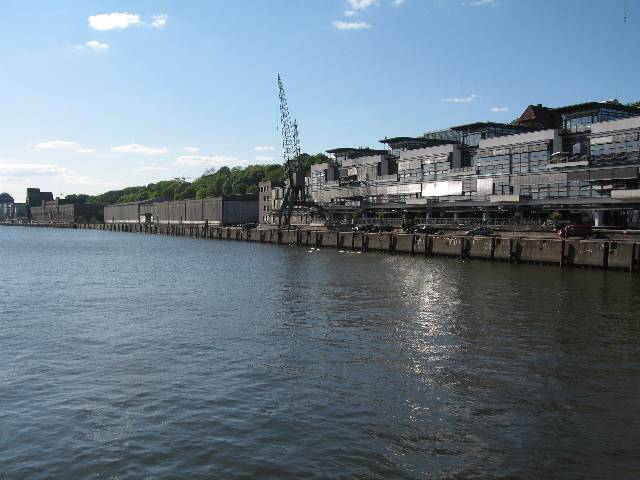 Büros am Wasser