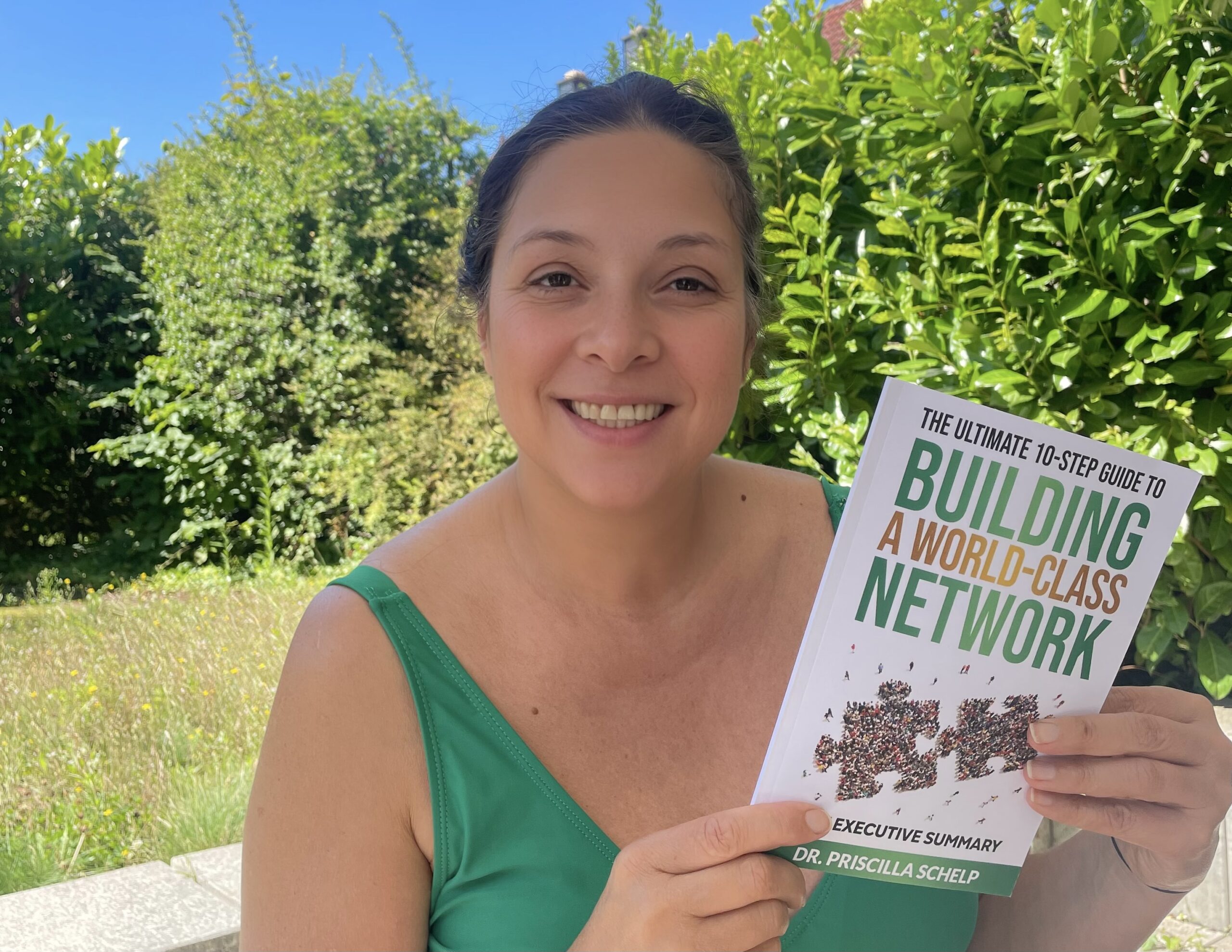 The ultimate guide to building a high class network - by Dr. Priscilla Schelp von Birgit Hass