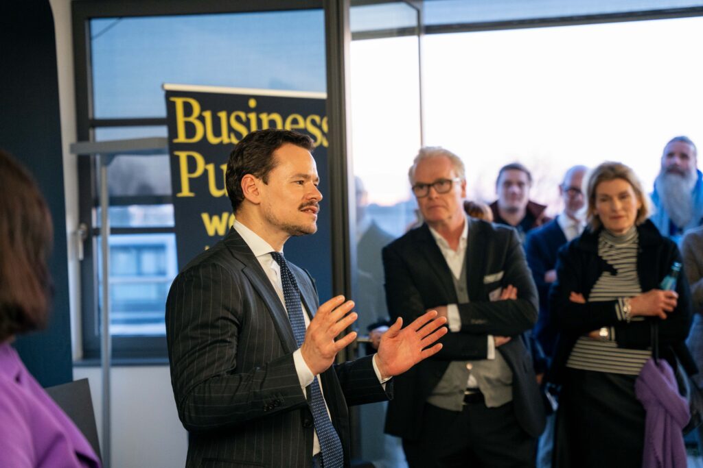 Finfluencer Circle Simon Seiter 